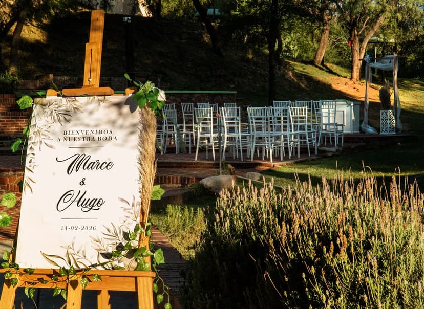 Ceremonia al aire libre con sillas